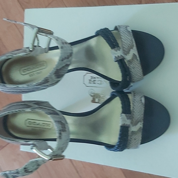 Knee Surgery - Picture 2 of 2